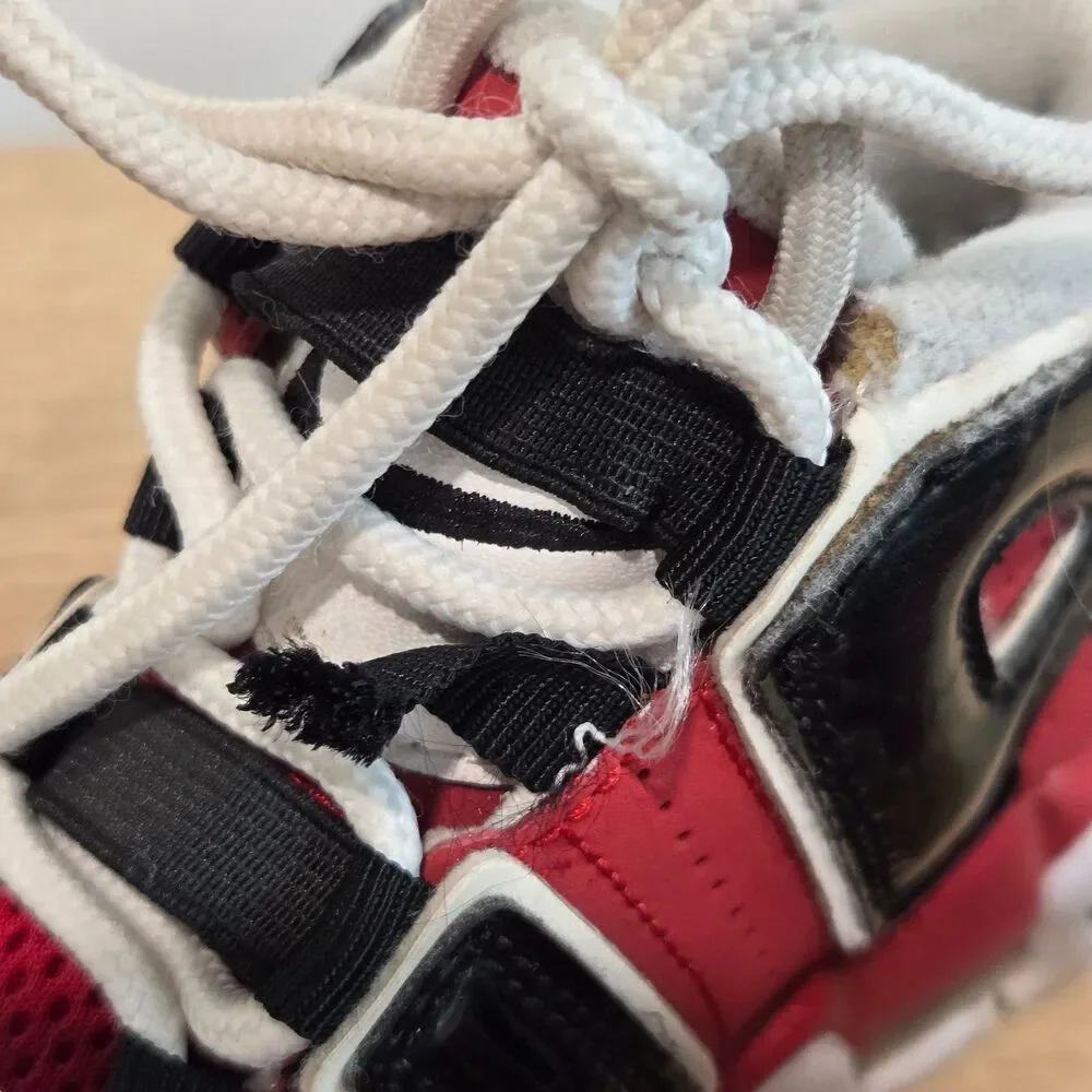 Nike Air More Uptempo Bulls’ Varsity Red DB2874-600 Kids‎ US 1Y / 32 Basketball